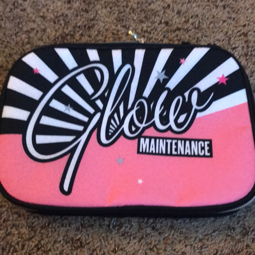 Makeup bag
